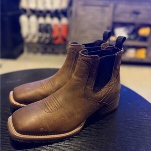 listing-status-banner